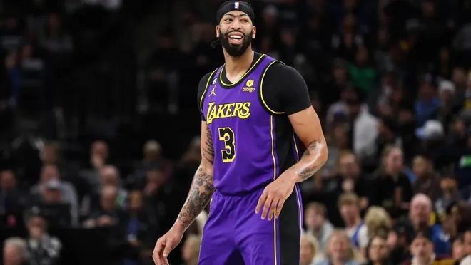 对于她来说 对于她来说