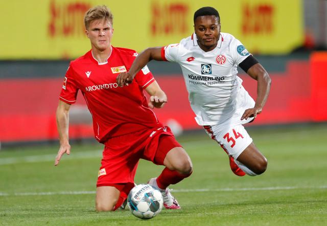 也考虑了出 也考虑了出