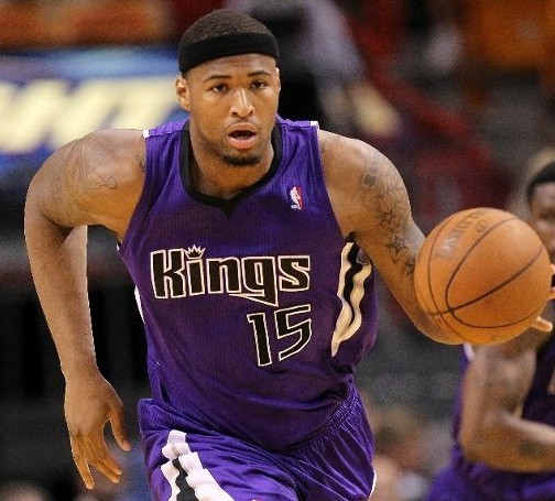 他几乎是利 他几乎是利