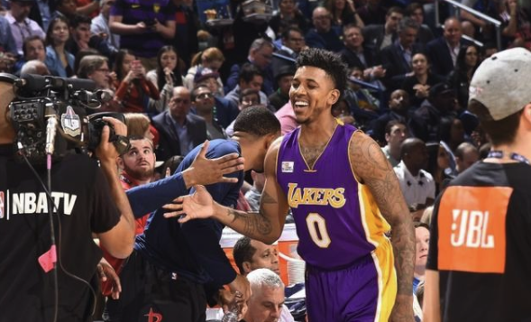 对一支强敌 对一支强敌