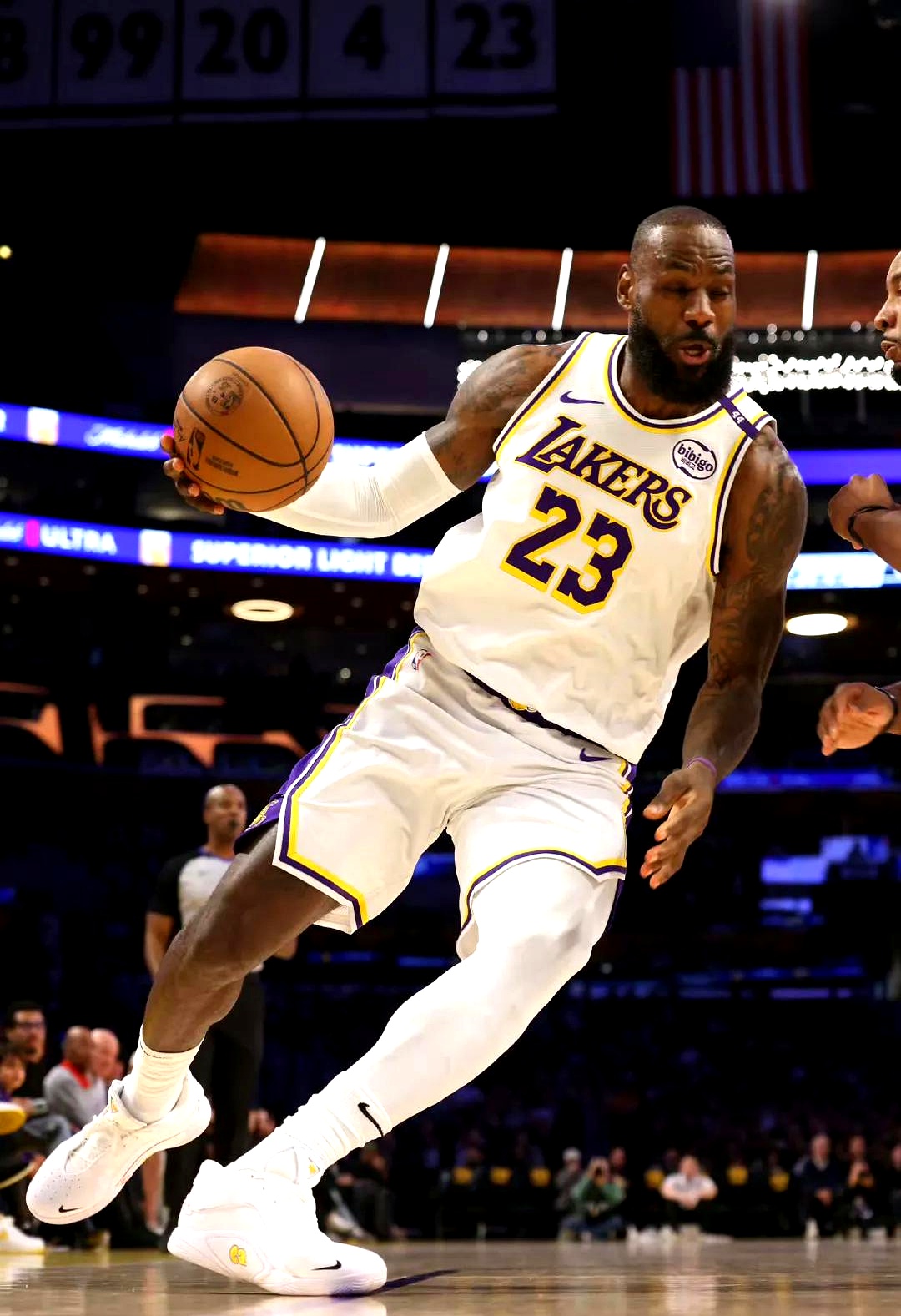 2023电竞峰会暨腾讯电竞年度发布会：亚运会LOL中国队亮相