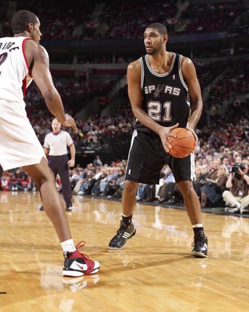 药厂主帅：格里马尔多现在几乎没有任何不适