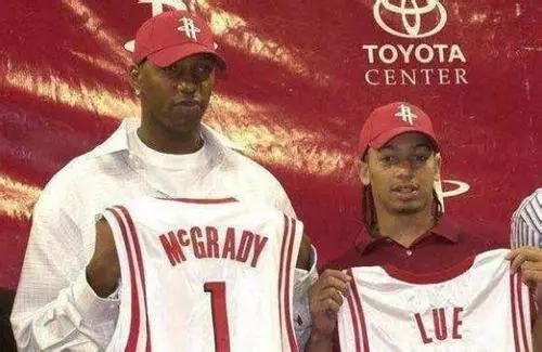 湖人内线收 湖人内线收