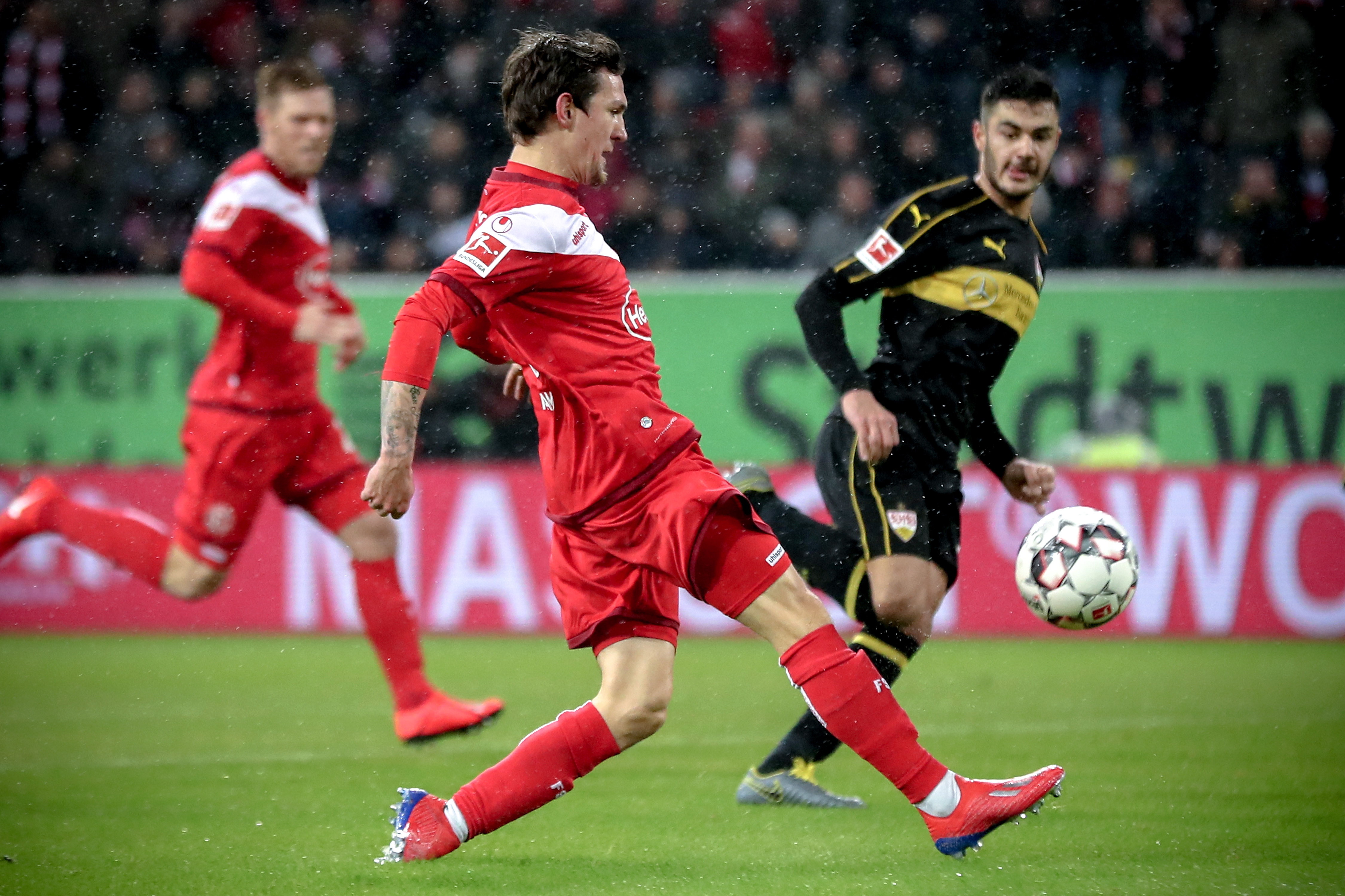 守失位频繁 守失位频繁