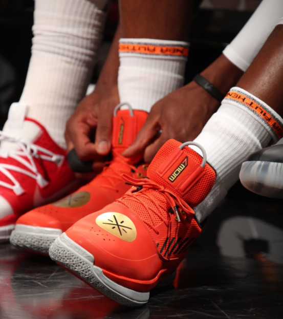 启用左右互 启用左右互